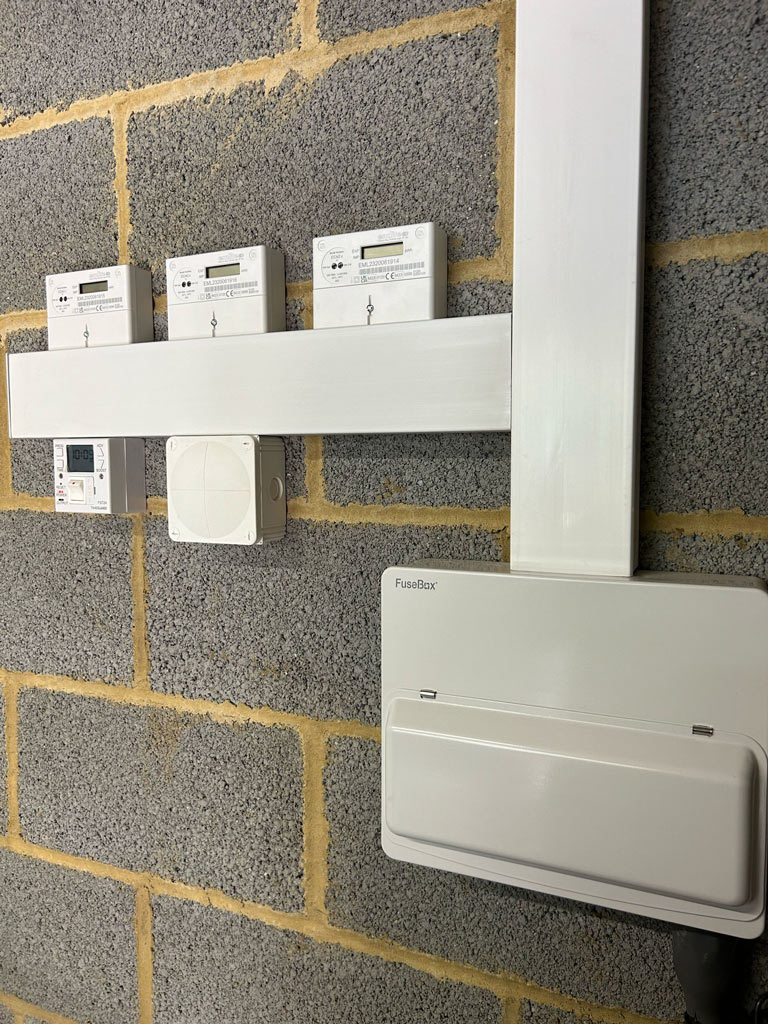 Electrician-near-me-fusebox